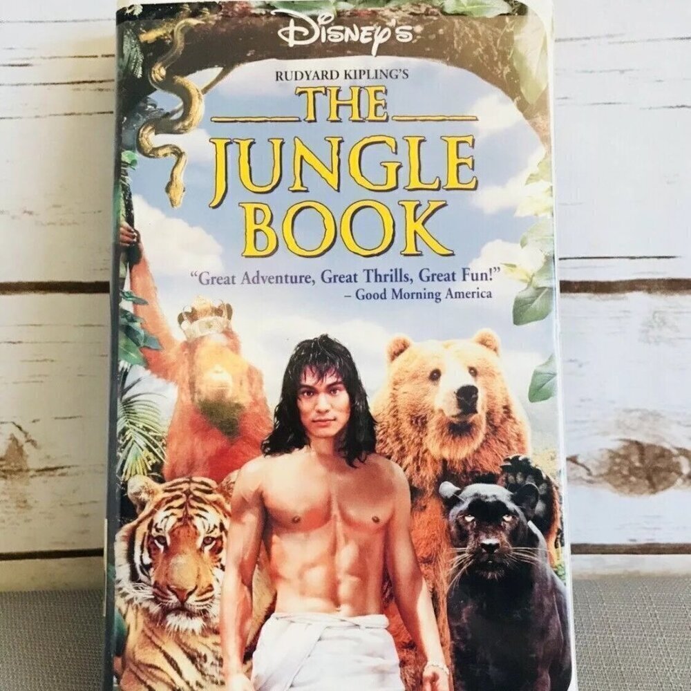 THE JUNGLE BOOK Disney's VHS Home Video Tape in Clamshell Case